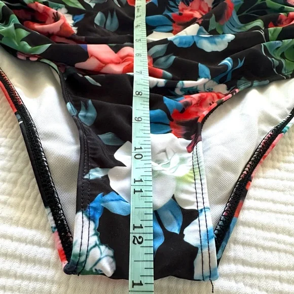 Cupshe High-Waist Floral Bikini Bottom - Picture 6 of 6